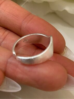 Brand New genuine silver 925 ring size 7